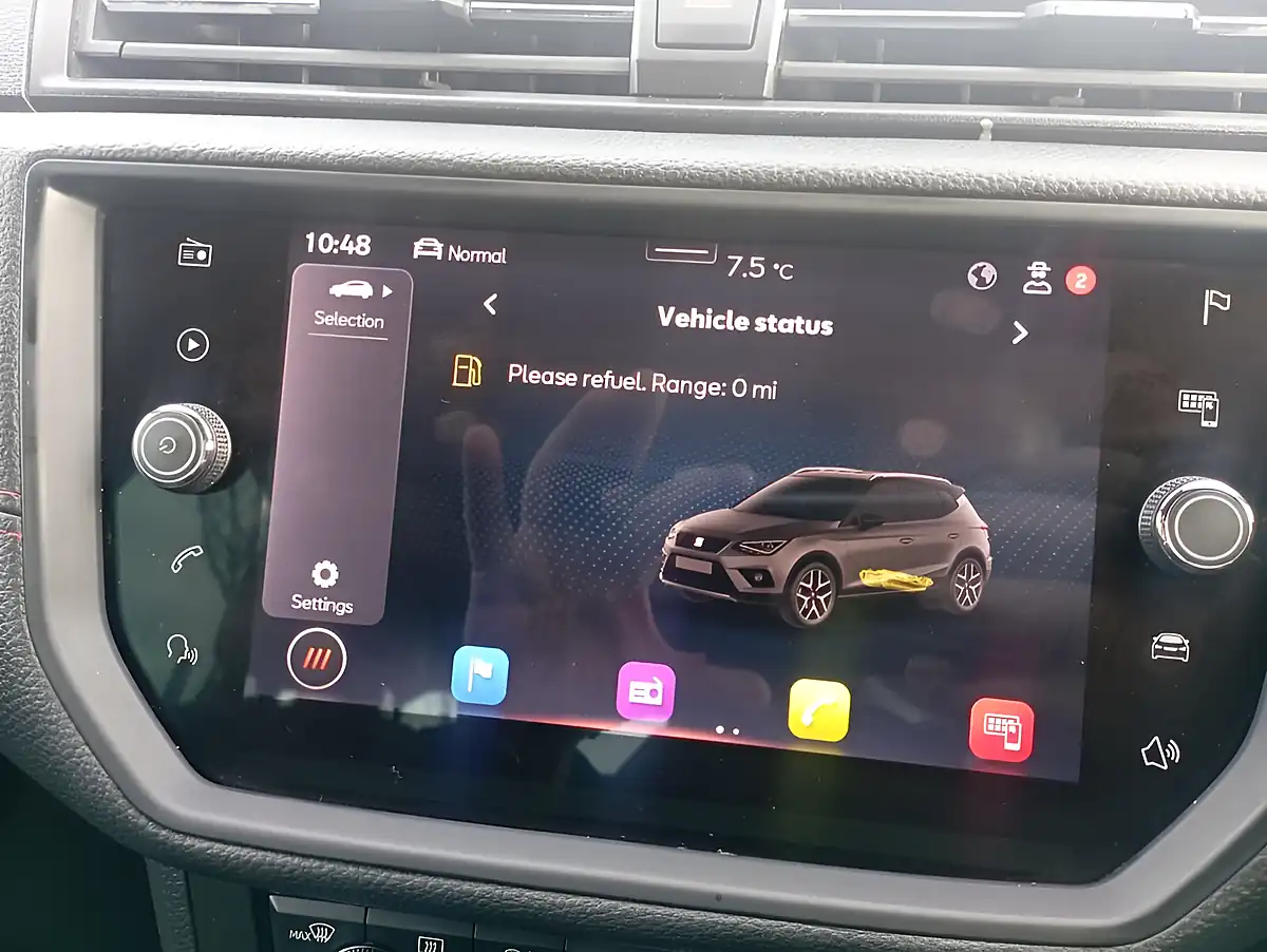 Used 2020 SEAT Arona Fr Sport Blue - Interior and Exterior details 14