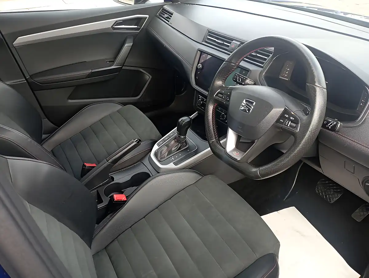 Used 2020 SEAT Arona Fr Sport Blue - Interior and Exterior details 3