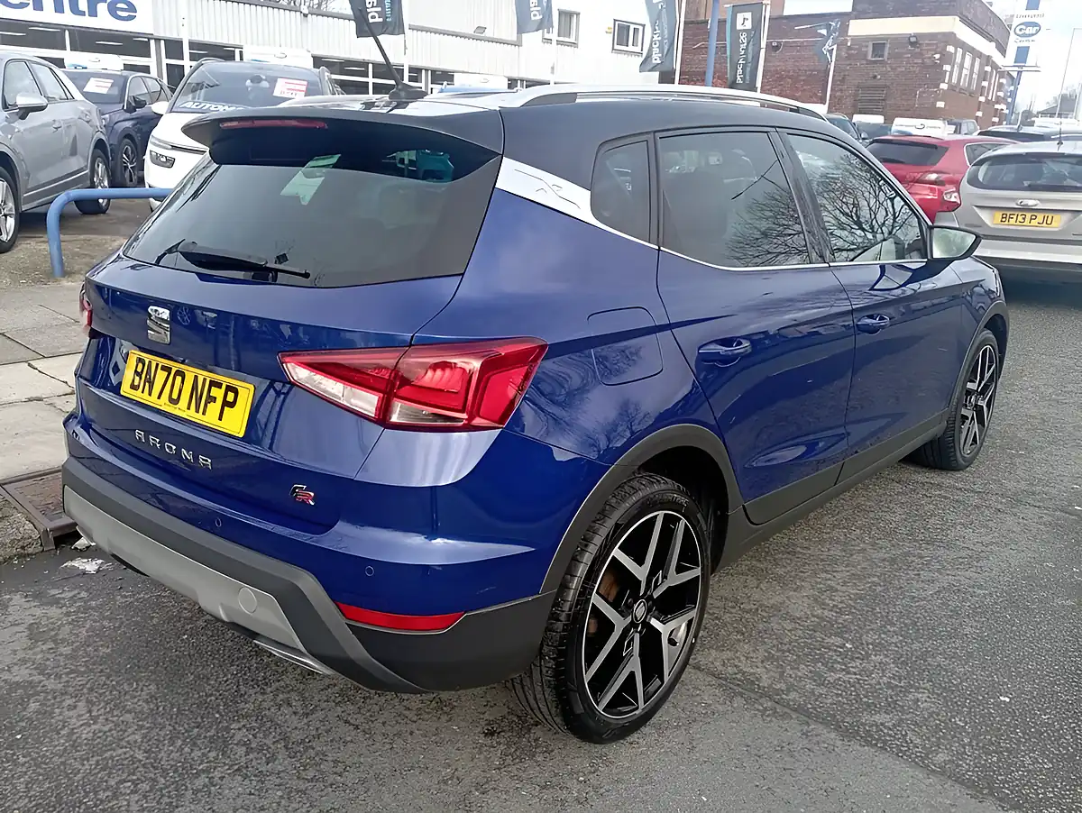 Used 2020 SEAT Arona Fr Sport Blue - Interior and Exterior details 7