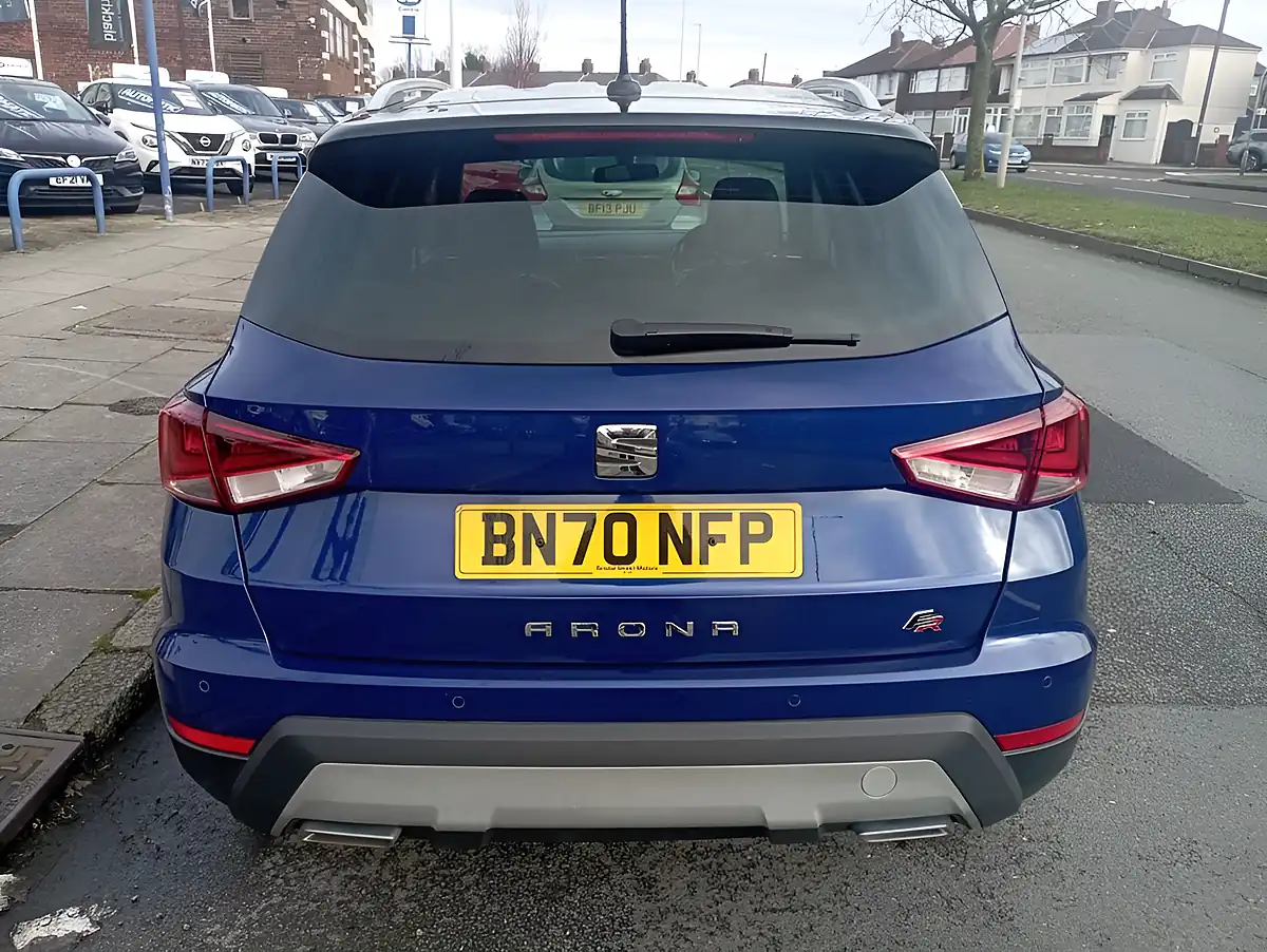 Used 2020 SEAT Arona Fr Sport Blue - Interior and Exterior details 9