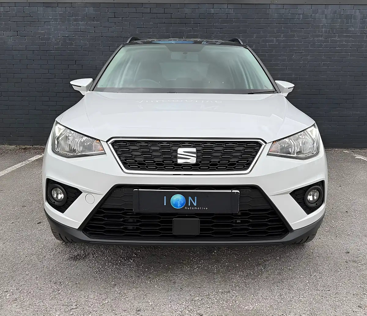 Used 2020 SEAT Arona Se Tech Nevada White - Interior and Exterior details 15