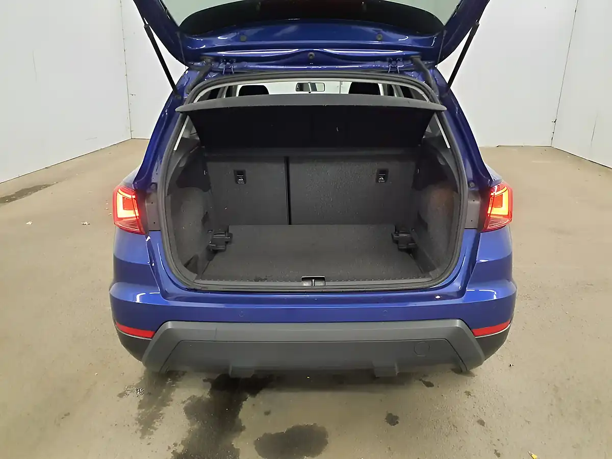 Used 2020 SEAT Arona Se Technology Blue - Interior and Exterior details 13