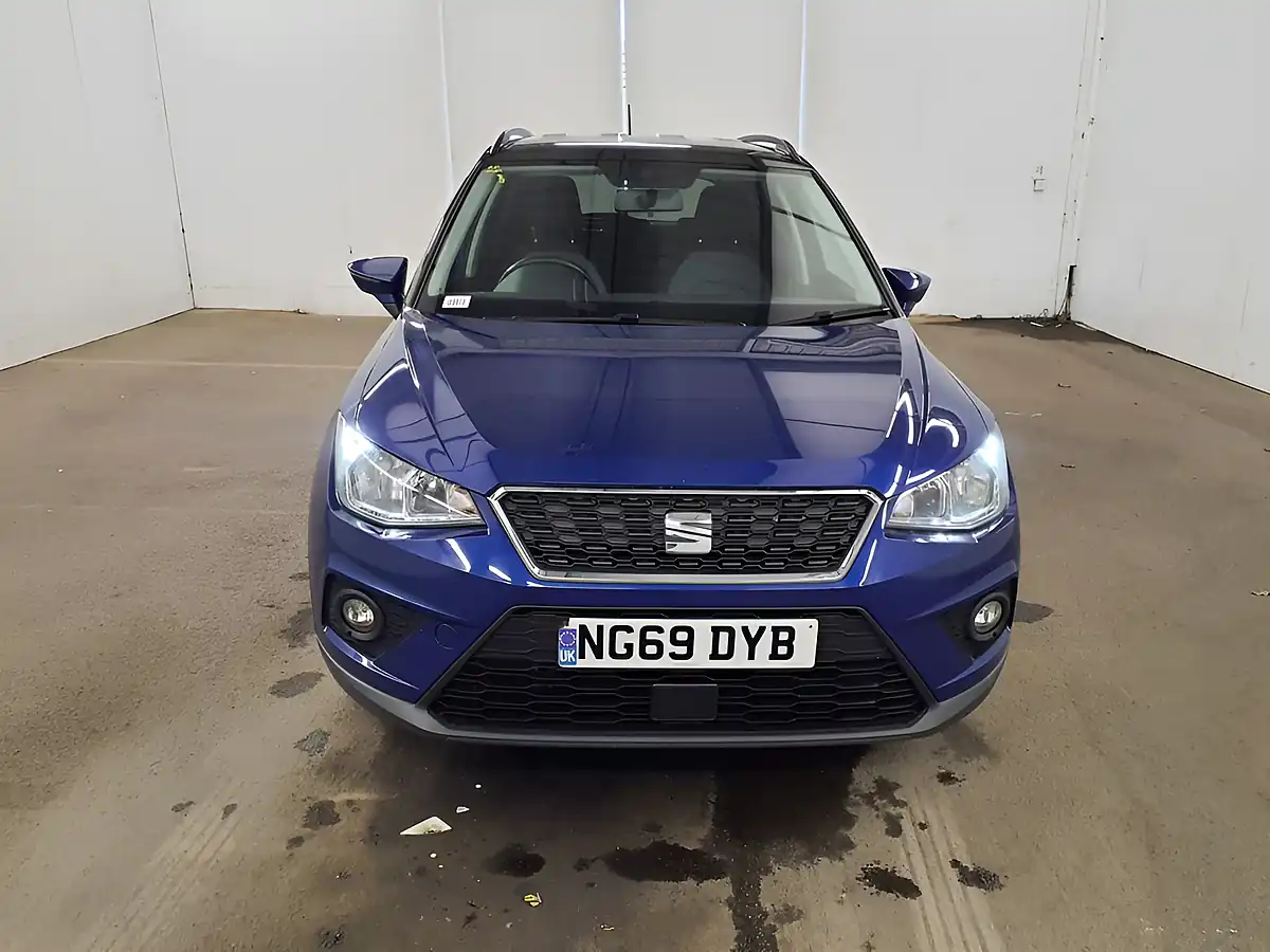 Used 2020 SEAT Arona Se Technology Blue - Interior and Exterior details 5