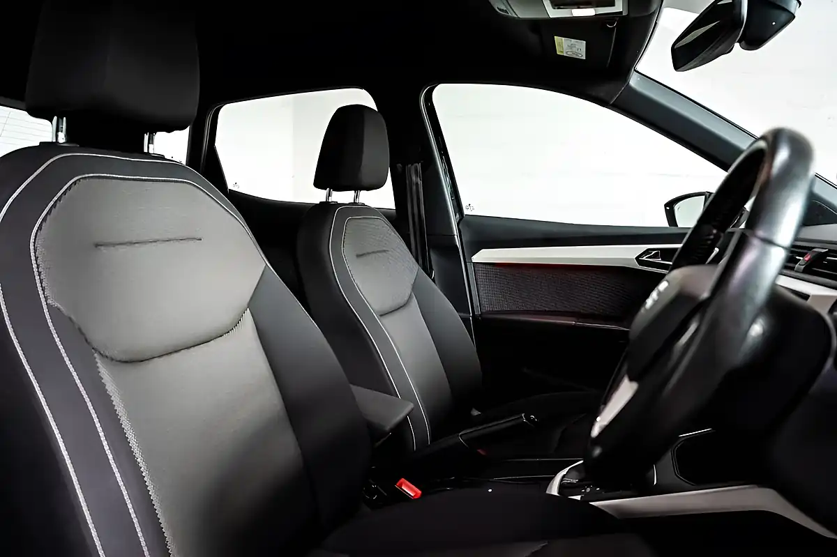 Used 2020 SEAT Arona Xcellence Black - Interior and Exterior details 5