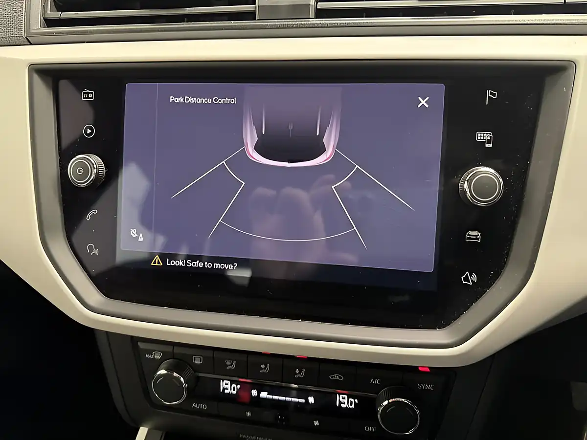 Used 2020 SEAT Arona Xcellence Blue - Interior and Exterior details 13