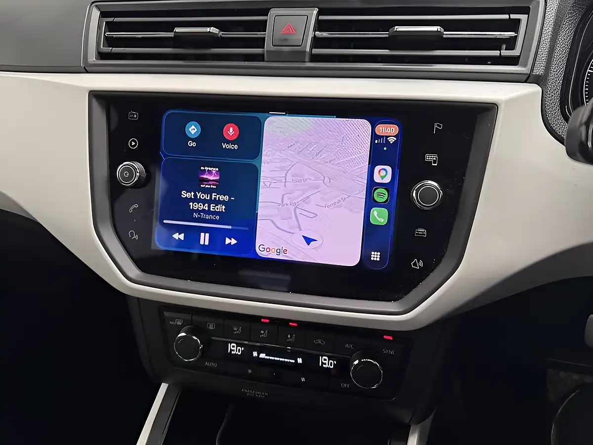 Used 2020 SEAT Arona Xcellence Blue - Interior and Exterior details 15