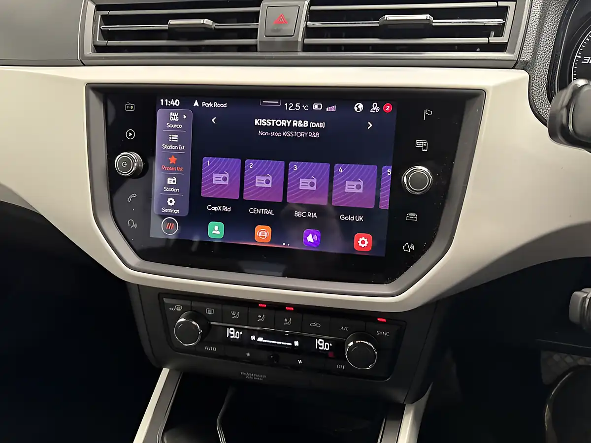 Used 2020 SEAT Arona Xcellence Blue - Interior and Exterior details 16