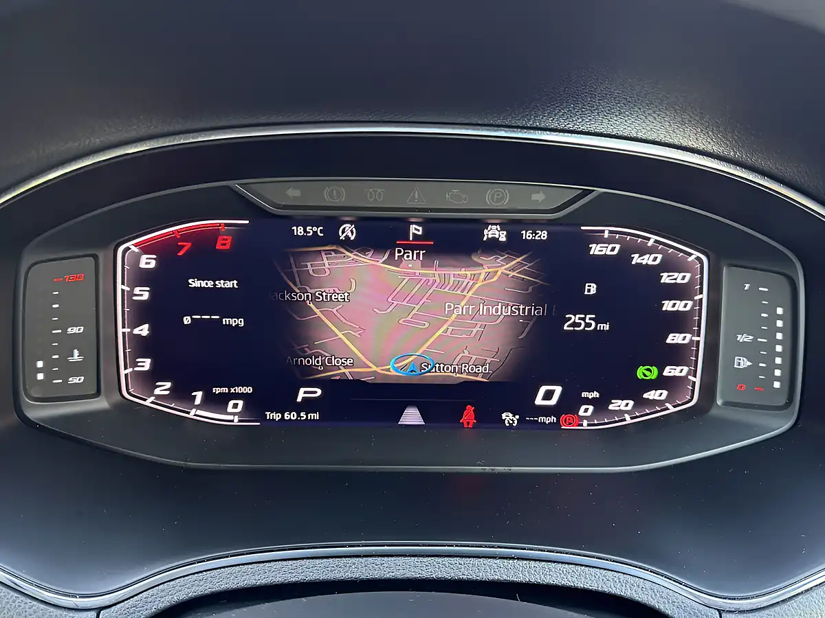 Used 2020 SEAT Arona Xcellence Lux Blue - Interior and Exterior details 9