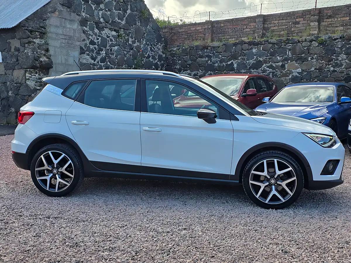 Used 2020 SEAT Arona Xcellence Lux Nevada White Pearl - Interior and Exterior details 20