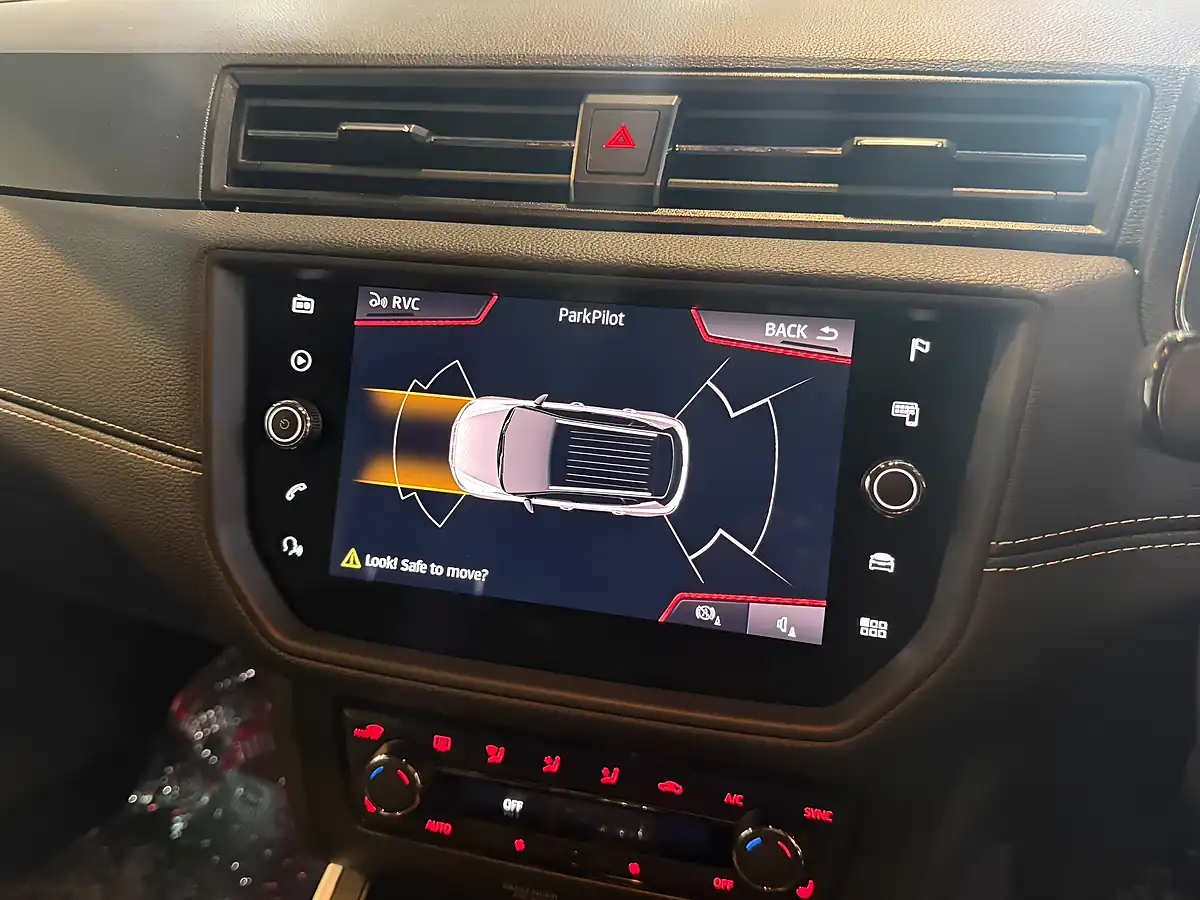 Used 2020 SEAT Arona Xcellence Lux White - Interior and Exterior details 18