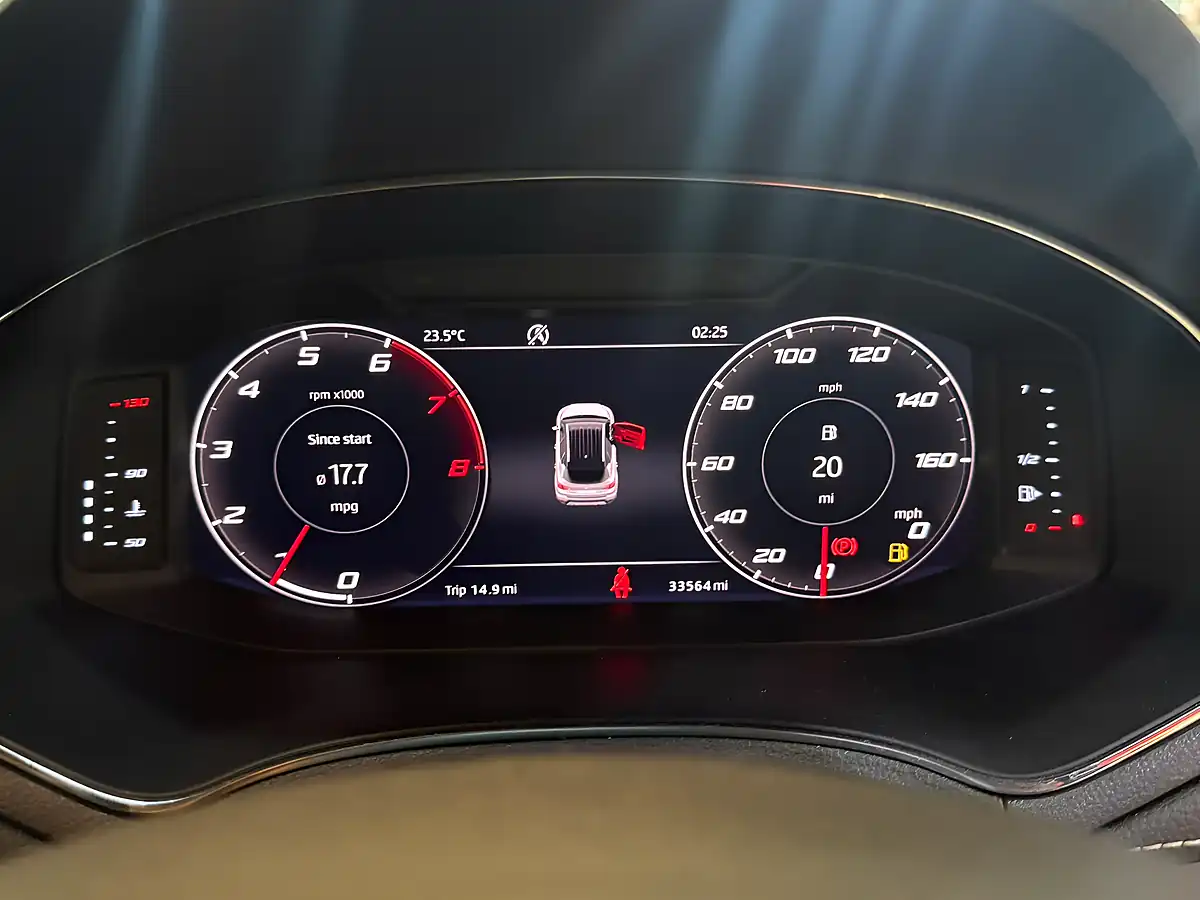 Used 2020 SEAT Arona Xcellence Lux White - Interior and Exterior details 19