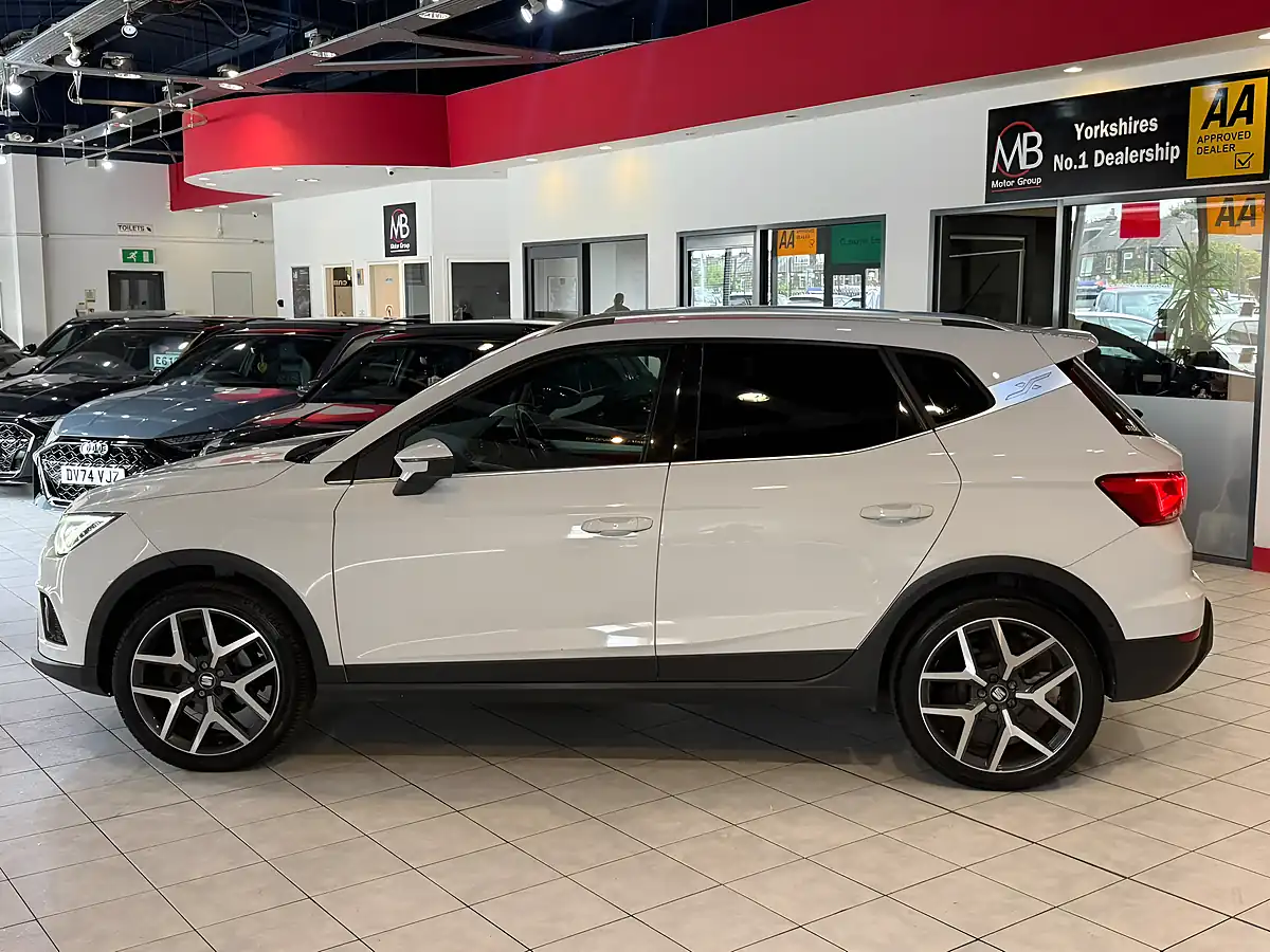 Used 2020 SEAT Arona Xcellence Lux White - Interior and Exterior details 6