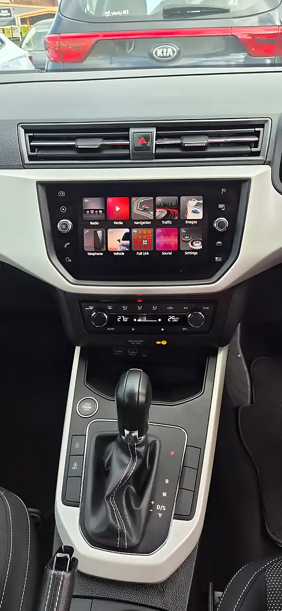 Used 2020 SEAT Arona Xcellence White - Interior and Exterior details 8
