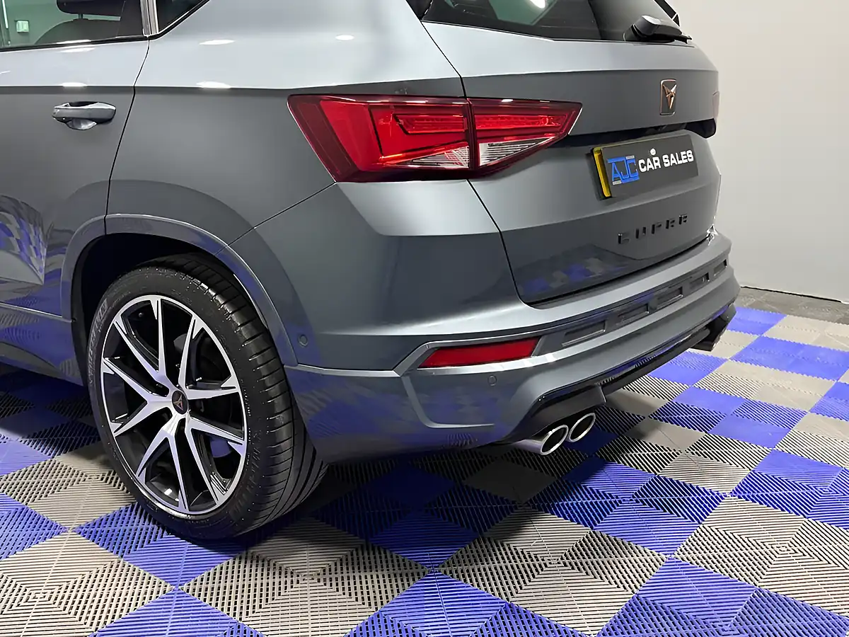 Used 2020 SEAT Ateca Cupra Rodium Grey - Interior and Exterior details 11
