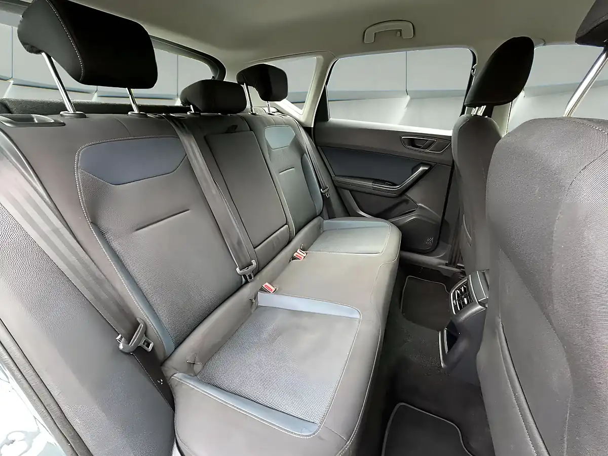 Used 2020 SEAT Ateca Se Technology Grey - Interior and Exterior details 13