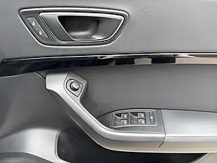 Used 2020 SEAT Ateca Xcellence Lux Blue - Interior and Exterior details 11