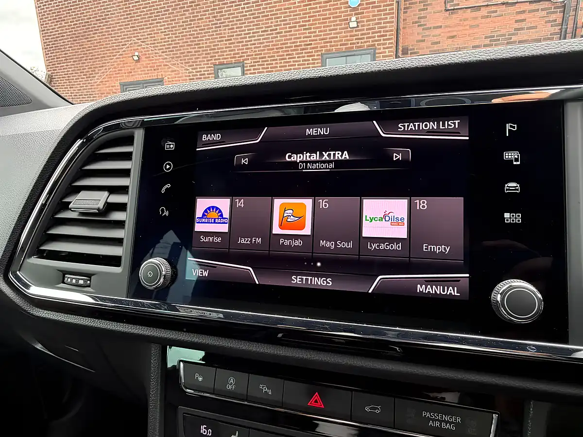 Used 2020 SEAT Ateca Xcellence Lux Blue - Interior and Exterior details 17