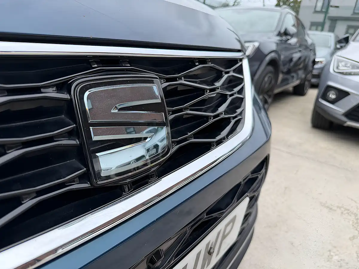 Used 2020 SEAT Ateca Xcellence Lux Blue - Interior and Exterior details 6