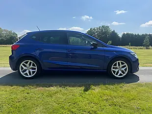 Used 2020 SEAT Ibiza Fr Blue - Interior and Exterior details 2