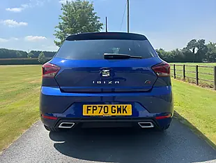 Used 2020 SEAT Ibiza Fr Blue - Interior and Exterior details 4