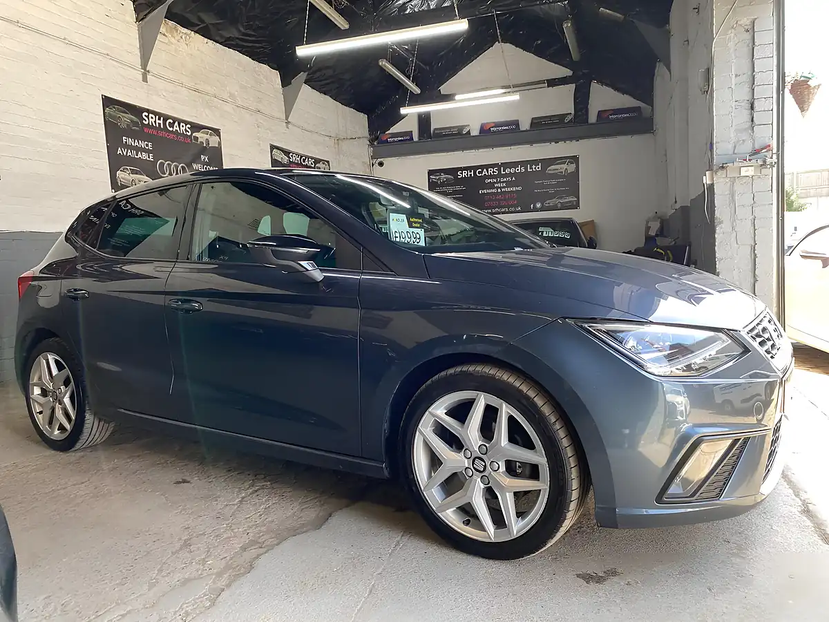 Used 2020 SEAT Ibiza Fr Grey - Interior and Exterior details 3