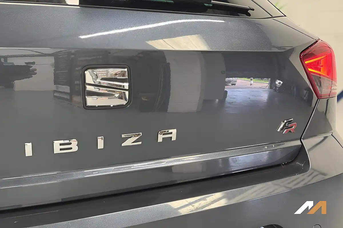 Used 2020 SEAT Ibiza Fr Magnetic Grey - Interior and Exterior details 13