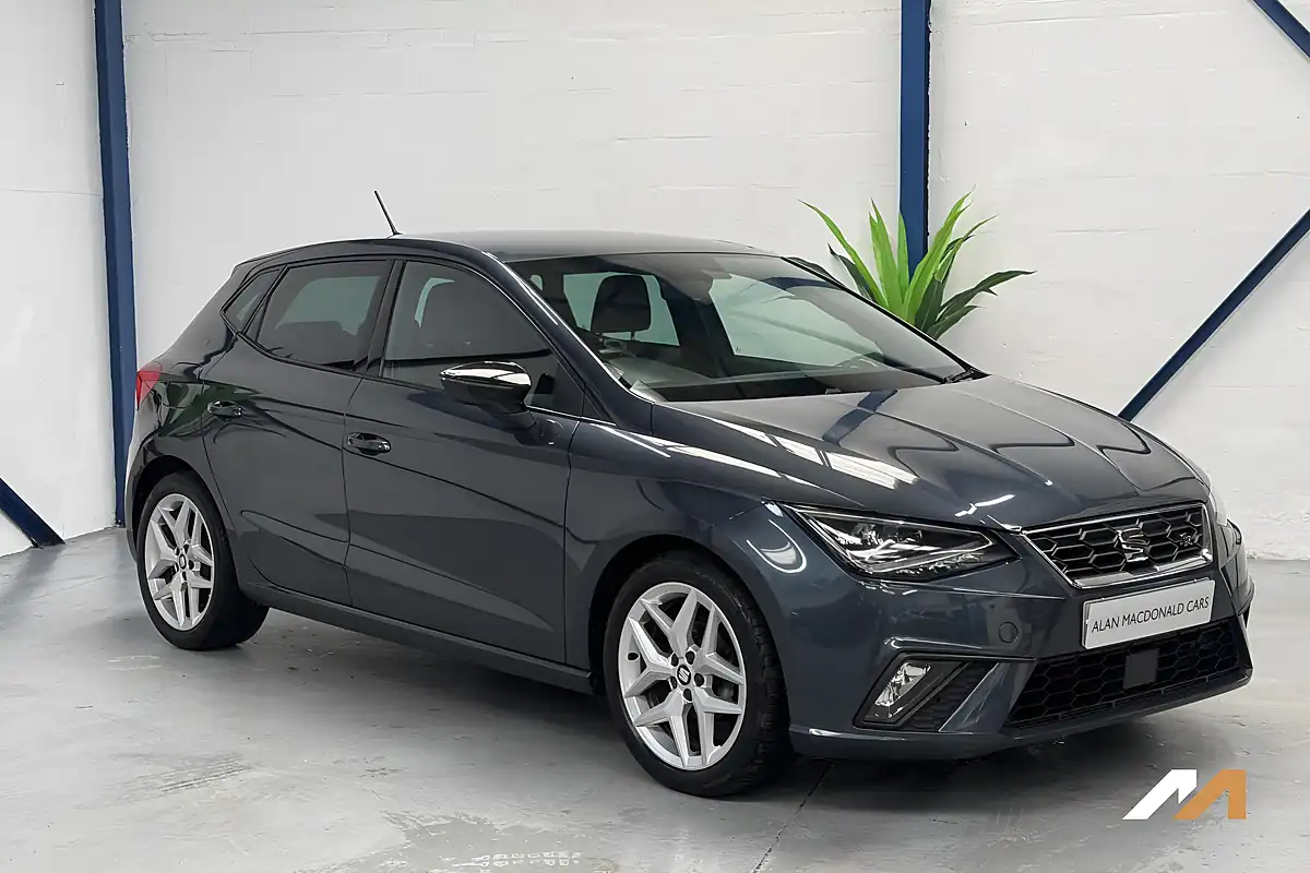 Used 2020 SEAT Ibiza Fr Magnetic Grey - Interior and Exterior details 5