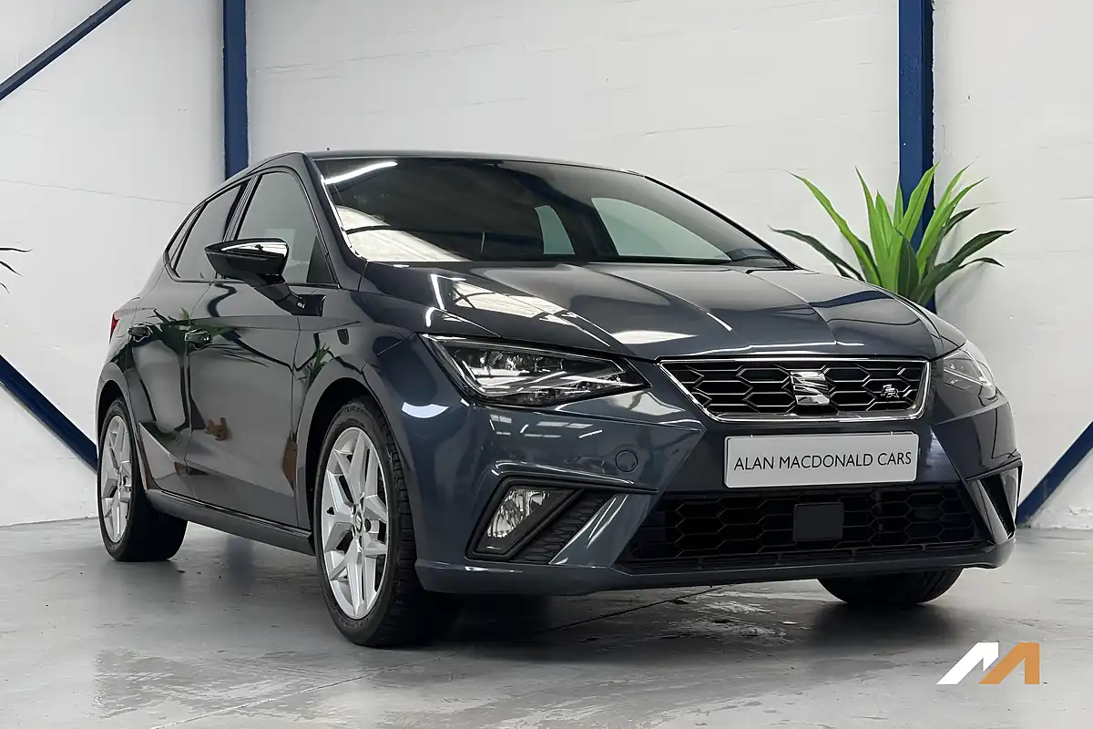Used 2020 SEAT Ibiza Fr Magnetic Grey - Interior and Exterior details 7