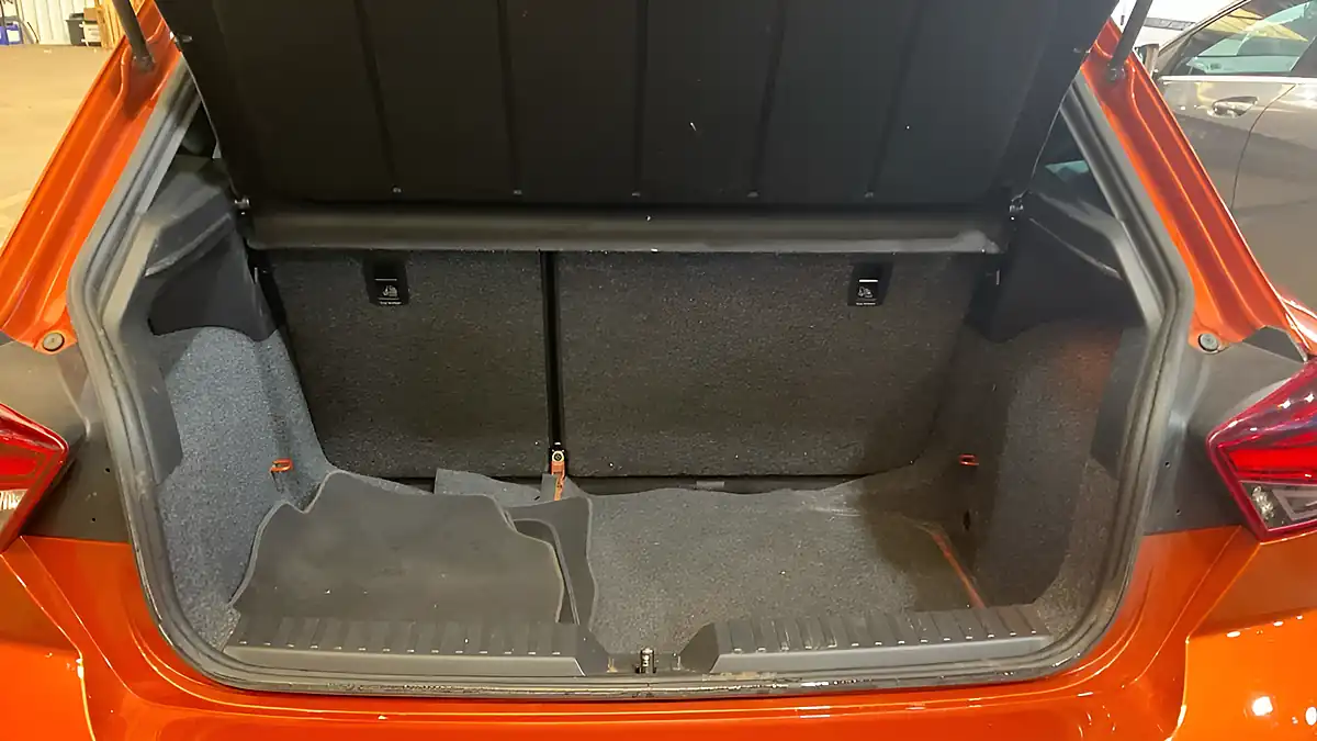 Used 2020 SEAT Ibiza Fr Orange - Interior and Exterior details 20