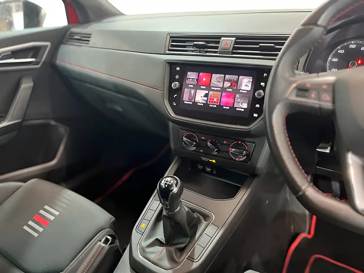 Used 2020 SEAT Ibiza Fr Red - Interior and Exterior details 17