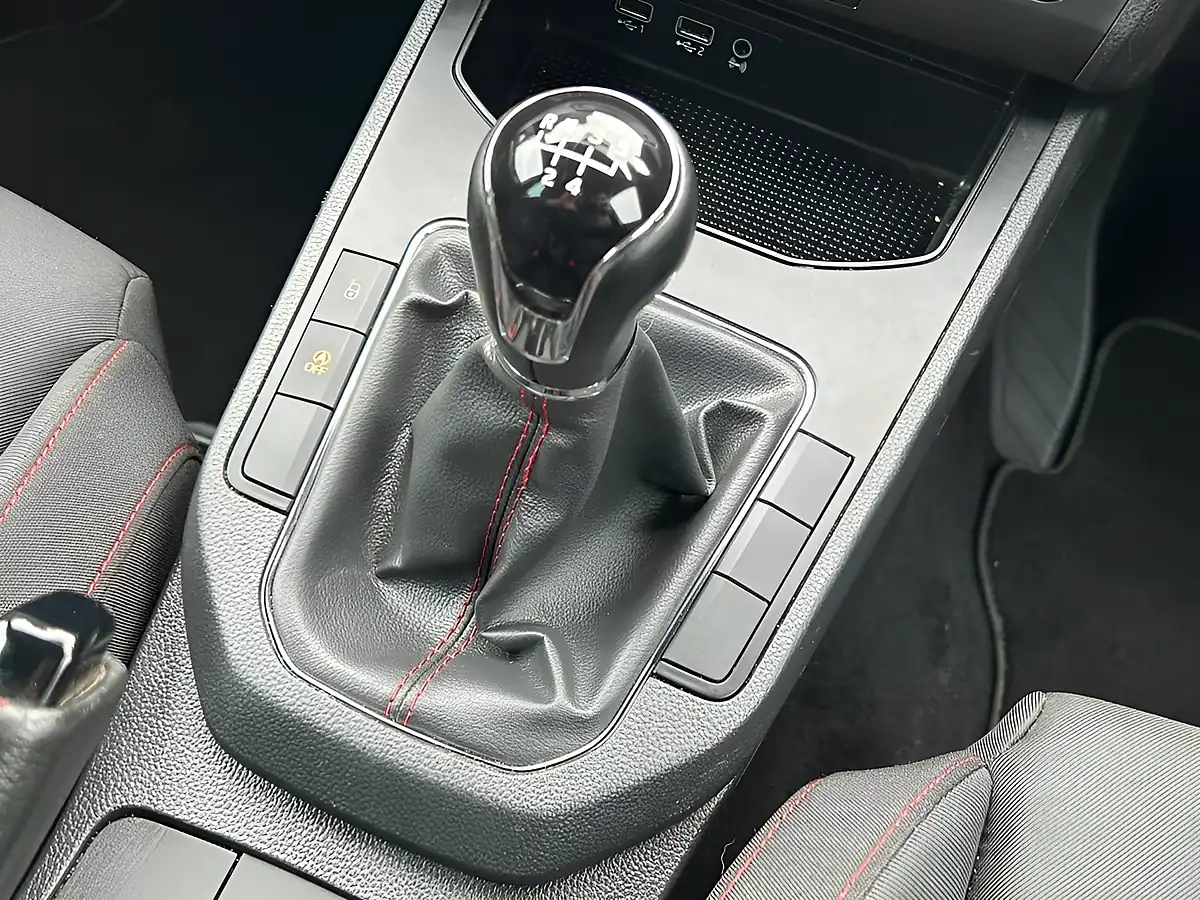 Used 2020 SEAT Ibiza Fr Silver - Interior and Exterior details 16