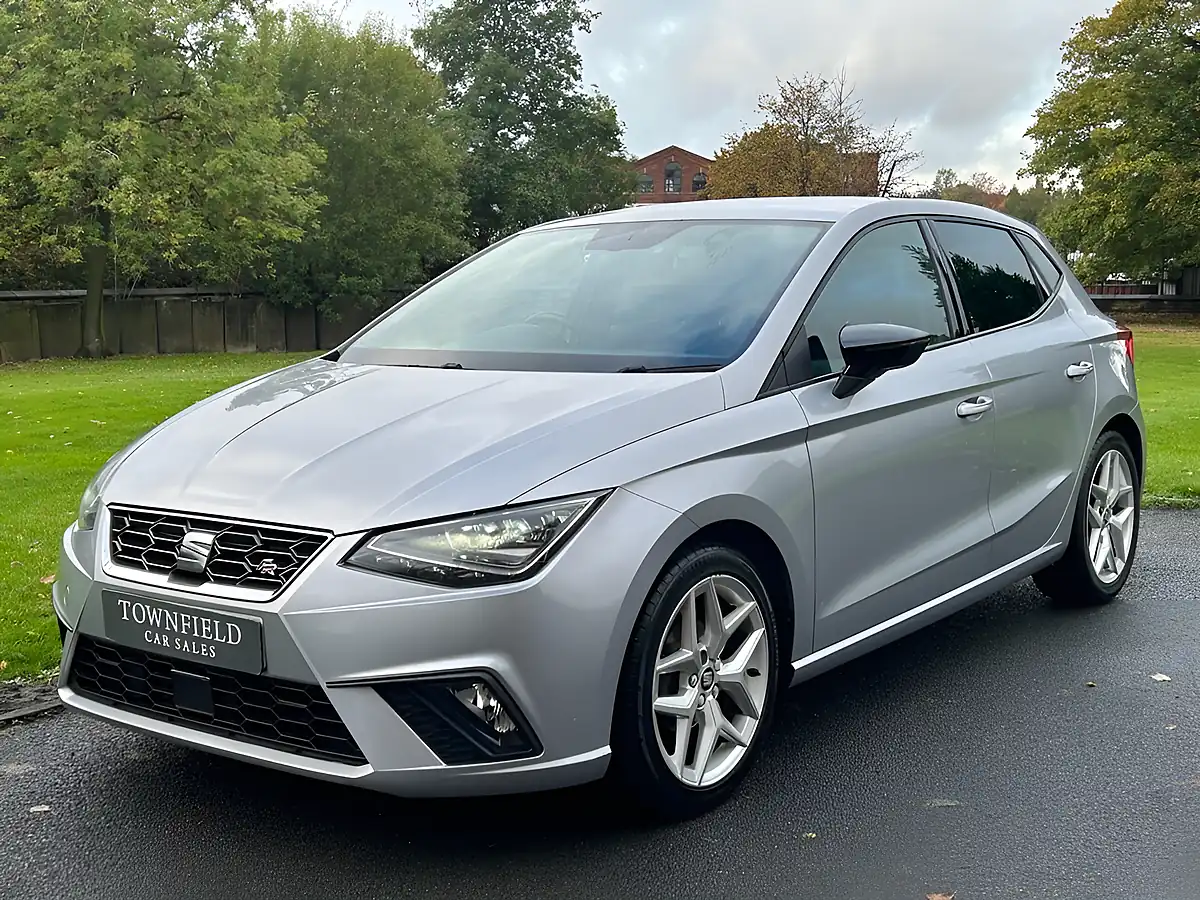 Used 2020 SEAT Ibiza Fr Silver - Interior and Exterior details 3