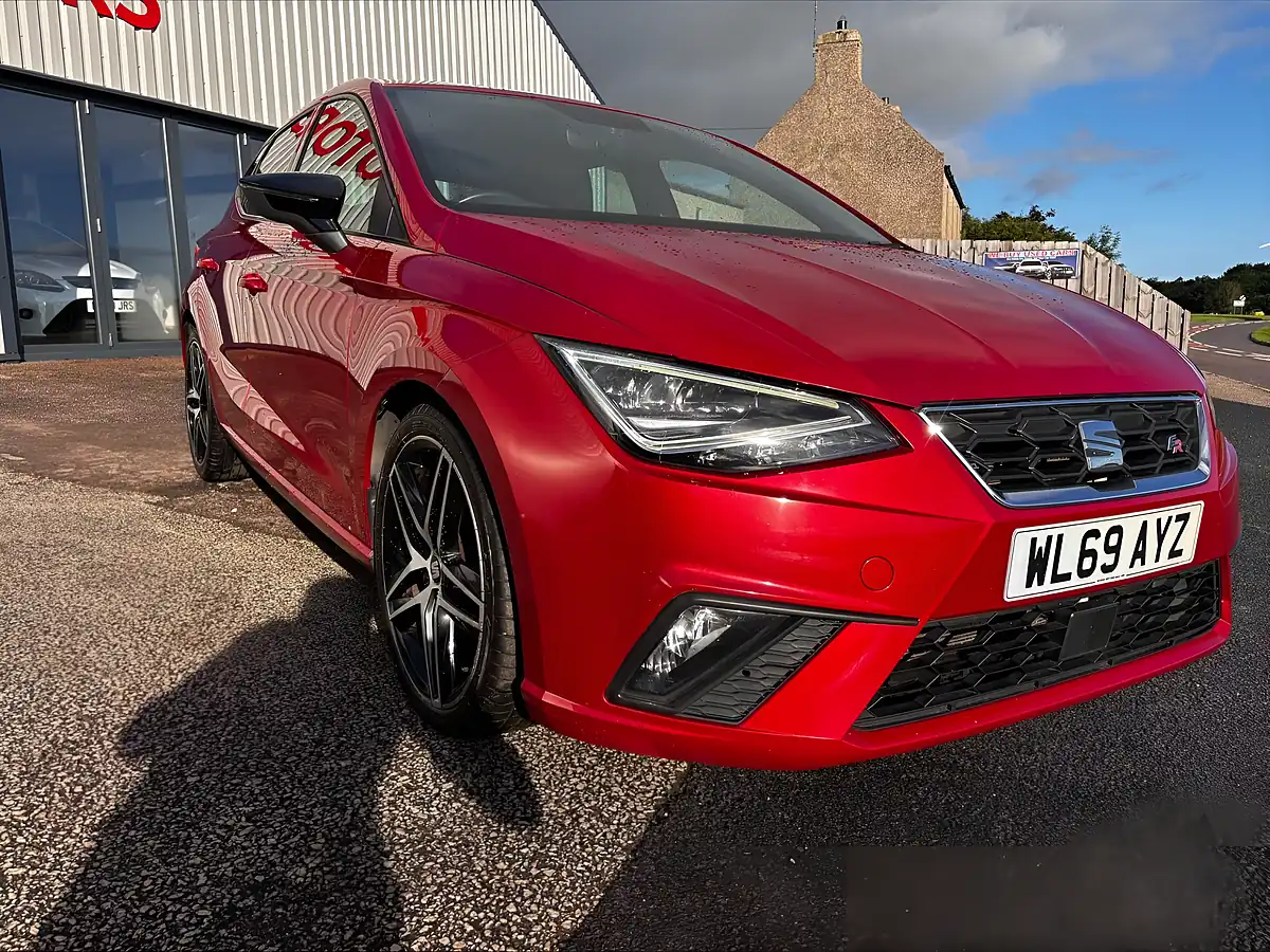 Used 2020 SEAT Ibiza Fr Sport Red - Interior and Exterior details 6