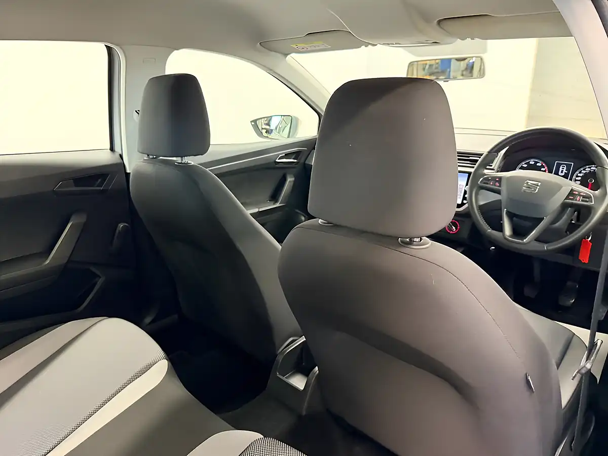 Used 2020 SEAT Ibiza Se Technology Urban Grey - Interior and Exterior details 18
