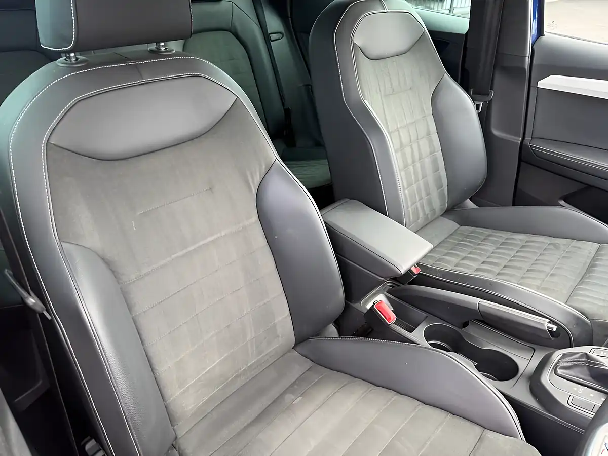 Used 2020 SEAT Ibiza Xcellence Lux Blue - Interior and Exterior details 13