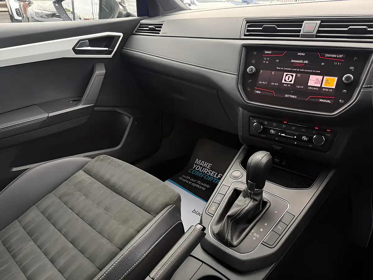 Used 2020 SEAT Ibiza Xcellence Lux Blue - Interior and Exterior details 14