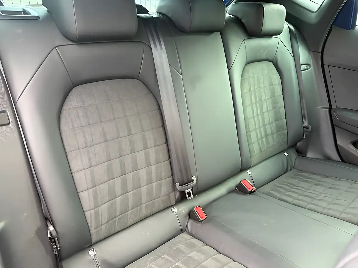 Used 2020 SEAT Ibiza Xcellence Lux Blue - Interior and Exterior details 20