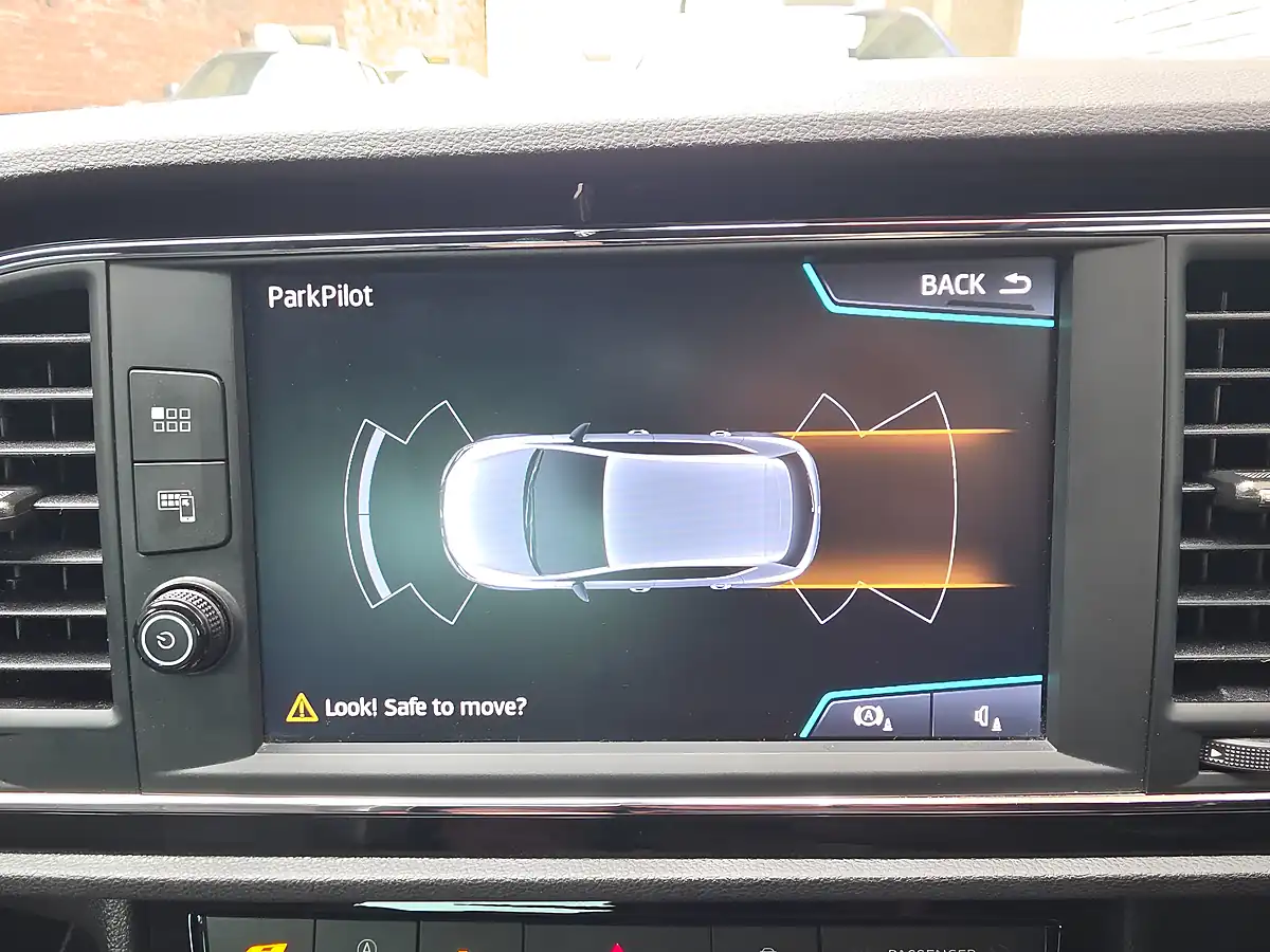 Used 2020 SEAT Leon Cupra 290 Dsg Black - Interior and Exterior details 12