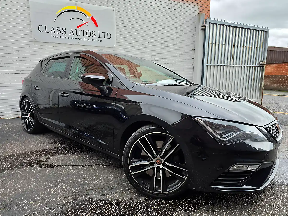 Used 2020 SEAT Leon Cupra 290 Dsg Black - Interior and Exterior details 5