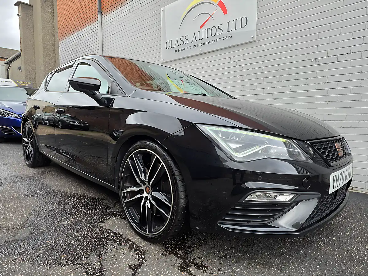 Used 2020 SEAT Leon Cupra 290 Dsg Black - Interior and Exterior details 6