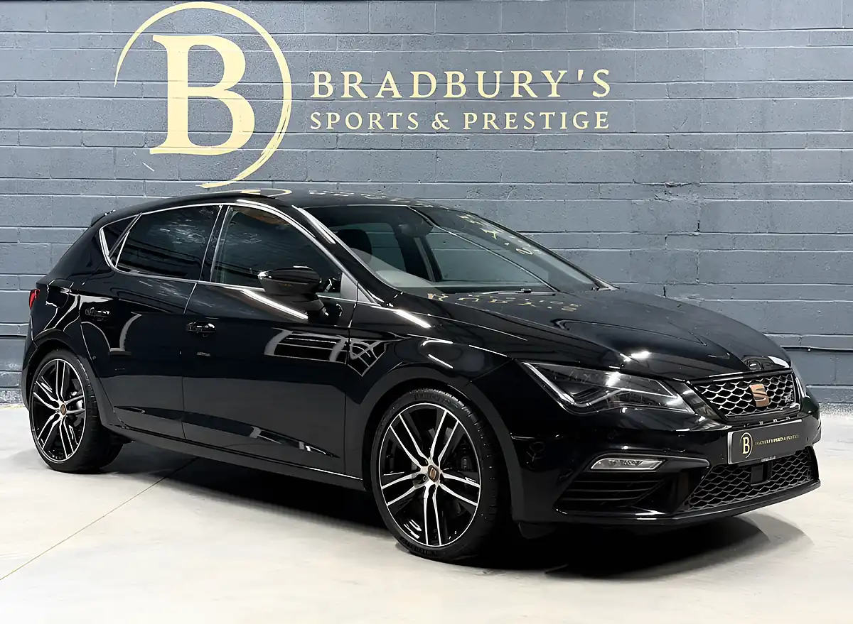 Used 2020 SEAT Leon Cupra Black - Front View