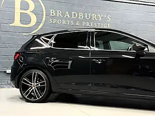 Used 2020 SEAT Leon Cupra Black - Interior and Exterior details 14