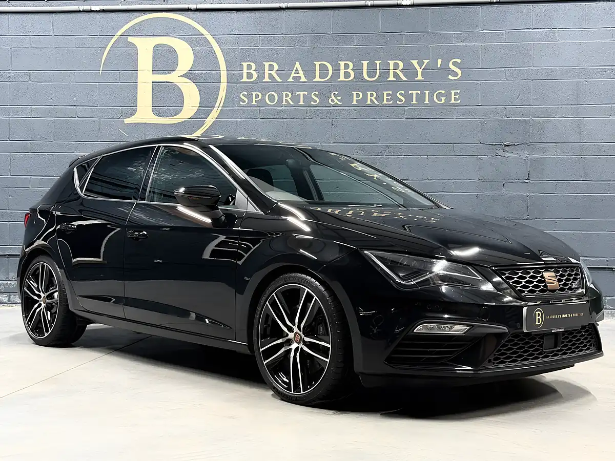Used 2020 SEAT Leon Cupra Black - Interior and Exterior details 7