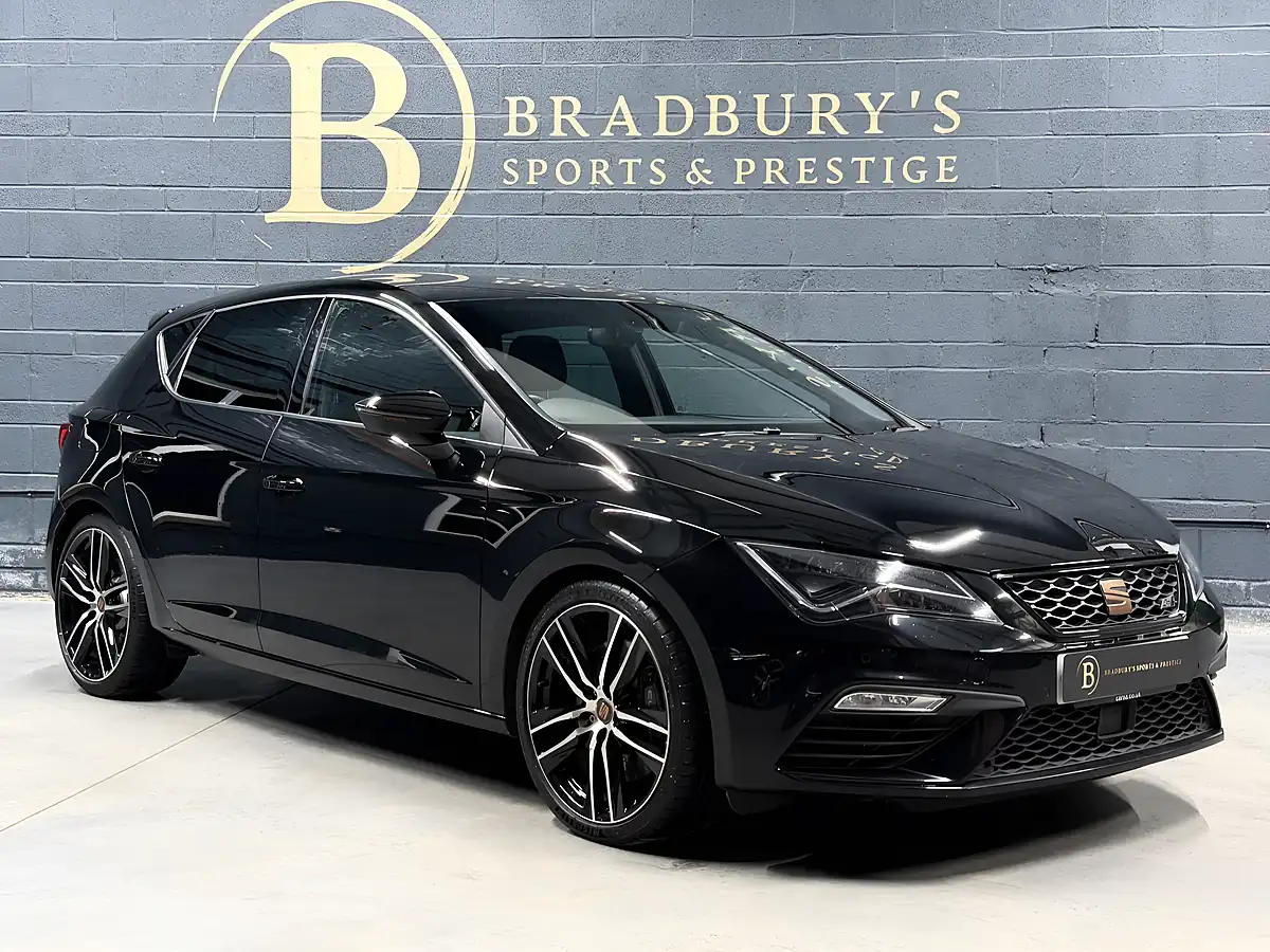 Used 2020 SEAT Leon Cupra Black - Interior and Exterior details 8