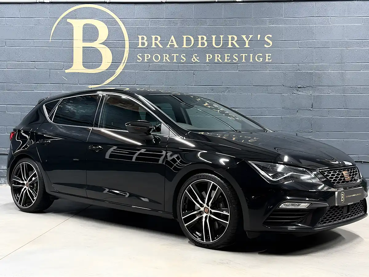 Used 2020 SEAT Leon Cupra Black - Interior and Exterior details 9