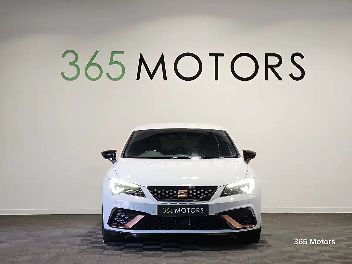 Used 2020 SEAT Leon Cupra Lux Nevada White - Interior and Exterior details 8
