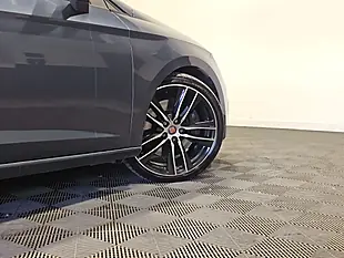 Used 2020 SEAT Leon Cupra Magnetic Grey - Interior and Exterior details 14
