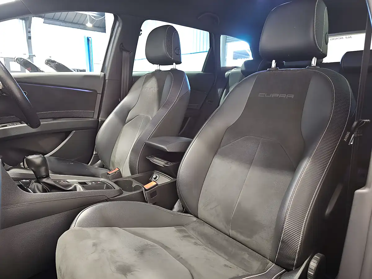 Used 2020 SEAT Leon Cupra Magnetic Grey - Interior and Exterior details 9