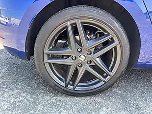 Used 2020 SEAT Leon Fr Black Edition Blue - Interior and Exterior details 19