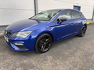 Used 2020 SEAT Leon Fr Black Edition Blue - Interior and Exterior details 8